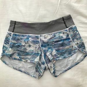 Lululemon Speed Short *4-way Stretch 2.5"